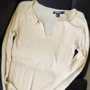 DKNY 100% silk top v neck
